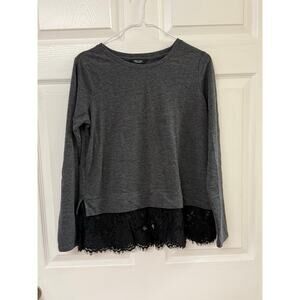 Simply Vera Vera Wang Gray Long Sleeve Top with Black Lace Hem | Size S